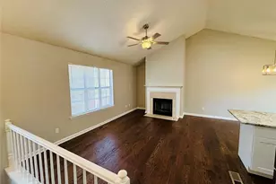 1015 Sly Fox Ct, Stone Mountain, GA 30088 - Photo 3