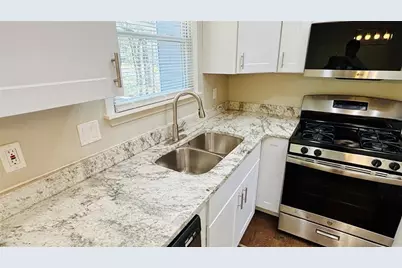 1015 Sly Fox Court, Stone Mountain, GA 30088 - Photo 5