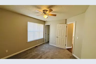 1015 Sly Fox Court, Stone Mountain, GA 30088 - Photo 25