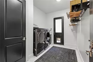 2085 Cambridge Ave, Atlanta, GA 30337 - Photo 19