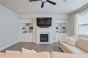 354 Hayden Cir, Woodstock, GA 30189 - Photo 5