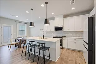 354 Hayden Cir, Woodstock, GA 30189 - Photo 9