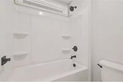 72 Clear Lake Parkway, Hoschton, GA 30548 - Photo 33