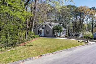 1868 Dyer Cir, Chamblee, GA 30341 - Photo 57