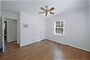 1868 Dyer Cir, Chamblee, GA 30341 - Photo 29