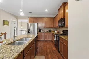 2260 Ewell Park Dr, Lawrenceville, GA 30043 - Photo 9