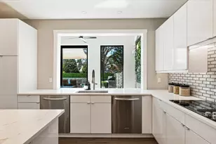 205 Slaton Cir, Roswell, GA 30075 - Photo 19