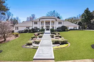 205 Slaton Cir, Roswell, GA 30075 - Photo 1