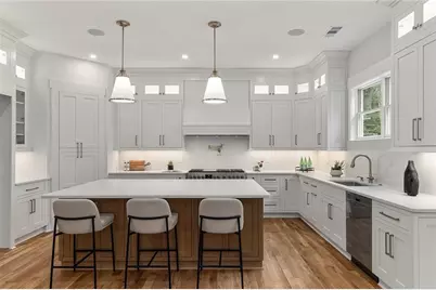 342 Valley Green Drive NE, Atlanta, GA 30342 - Photo 19