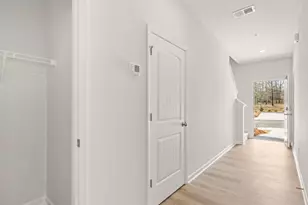 5984 Skylar Dr, South Fulton, GA 30331 - Photo 3