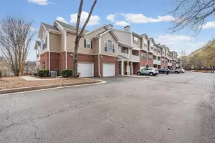 7104 Woodland Ln, Alpharetta, GA 30009 - Photo 3