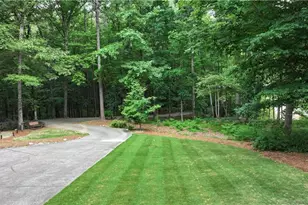 2195 E Maddox Rd, Buford, GA 30519 - Photo 27
