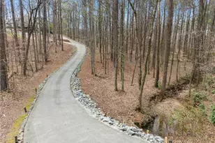 2195 E Maddox Rd, Buford, GA 30519 - Photo 85