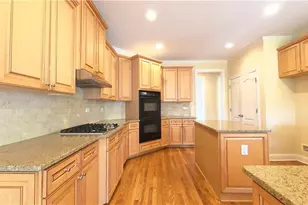 2640 Ivy Brook Ln, Buford, GA 30519 - Photo 21