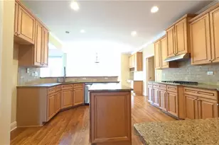 2640 Ivy Brook Ln, Buford, GA 30519 - Photo 27