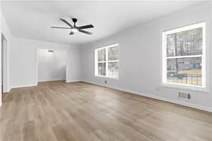 2275 Country Club Ln SW, Atlanta, GA 30311 - Photo 7