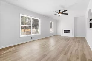 2275 Country Club Ln SW, Atlanta, GA 30311 - Photo 5