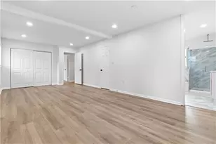 2275 Country Club Ln SW, Atlanta, GA 30311 - Photo 17