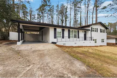 2275 Country Club Lane SW, Atlanta, GA 30311 - Photo 3