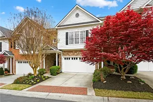 5492 Glenridge Dr, Sandy Springs, GA 30342 - Photo 1