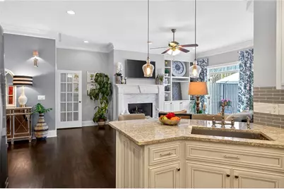 5492 Glenridge Drive #580, Sandy Springs, GA 30342 - Photo 13