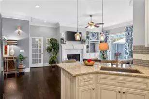 5492 Glenridge Dr, Sandy Springs, GA 30342 - Photo 13