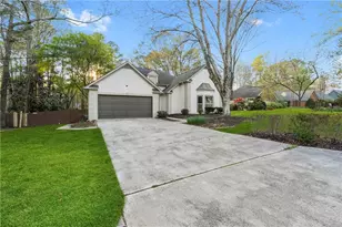 652 Trailwood Ln SW, Marietta, GA 30064 - Photo 3