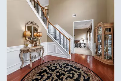 5727 Pleasant Woods Drive, Flowery Branch, GA 30542 - Photo 5