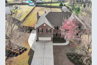 5727 Pleasant Woods Drive, Flowery Branch, GA 30542 - Photo 5