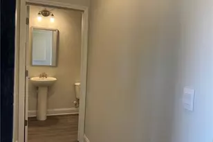 216 Magnolia Villas Dr, Cornelia, GA 30531 - Photo 9