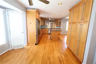 1248 Defoors Ct NW, Atlanta, GA 30318 - Photo 7