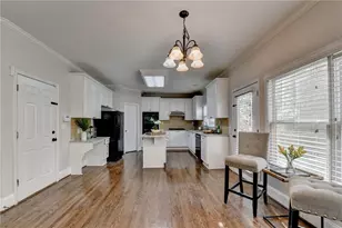 1400 Cresthaven Ln, Lawrenceville, GA 30043 - Photo 17