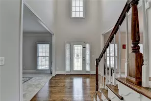 1400 Cresthaven Ln, Lawrenceville, GA 30043 - Photo 3