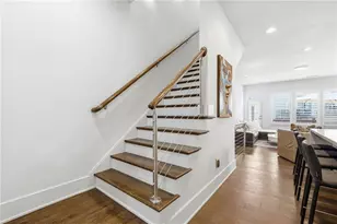 447 Alderwood St, Atlanta, GA 30328 - Photo 9