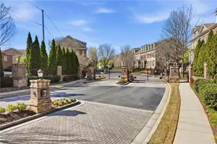 447 Alderwood St, Atlanta, GA 30328 - Photo 51