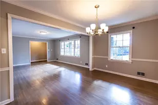 2418 Sagamore Hills Dr, Decatur, GA 30033 - Photo 9