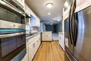 2418 Sagamore Hills Dr, Decatur, GA 30033 - Photo 3