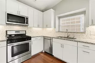 4207 Harris Ridge Ct, Roswell, GA 30076 - Photo 7