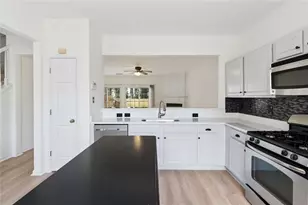 1917 Stancrest Trace NW, Kennesaw, GA 30152 - Photo 9