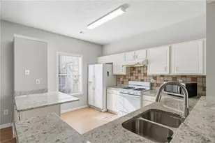 4645 Valais Ct, Alpharetta, GA 30022 - Photo 9