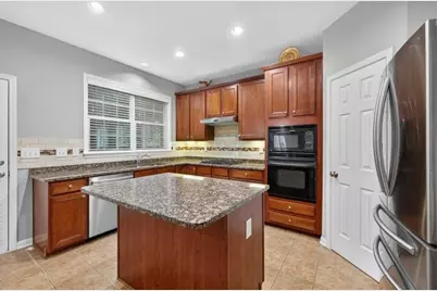 740 Mayfair Court, Suwanee, GA 30024 - Photo 17