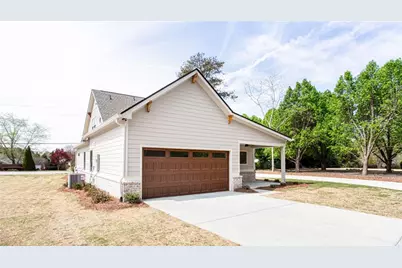 2044 Bennett Road, Grayson, GA 30017 - Photo 7