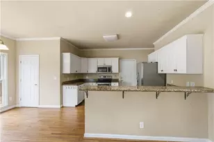 3730 Glen Ian Dr, Loganville, GA 30052 - Photo 13