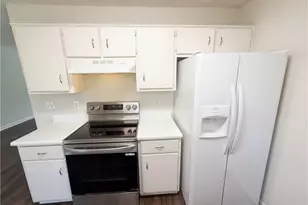 6460 River Hill Dr, Flowery Branch, GA 30542 - Photo 13