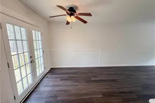 6460 River Hill Dr, Flowery Branch, GA 30542 - Photo 15