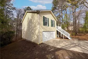 6460 River Hill Dr, Flowery Branch, GA 30542 - Photo 7