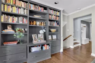 2476 Burnt Leaf Ln, Decatur, GA 30033 - Photo 9