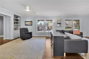 2476 Burnt Leaf Ln, Decatur, GA 30033 - Photo 11