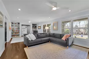 2476 Burnt Leaf Ln, Decatur, GA 30033 - Photo 13