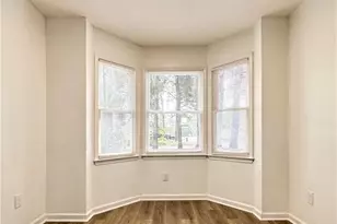 639 Hunting Creek Ln SE, Conyers, GA 30013 - Photo 7